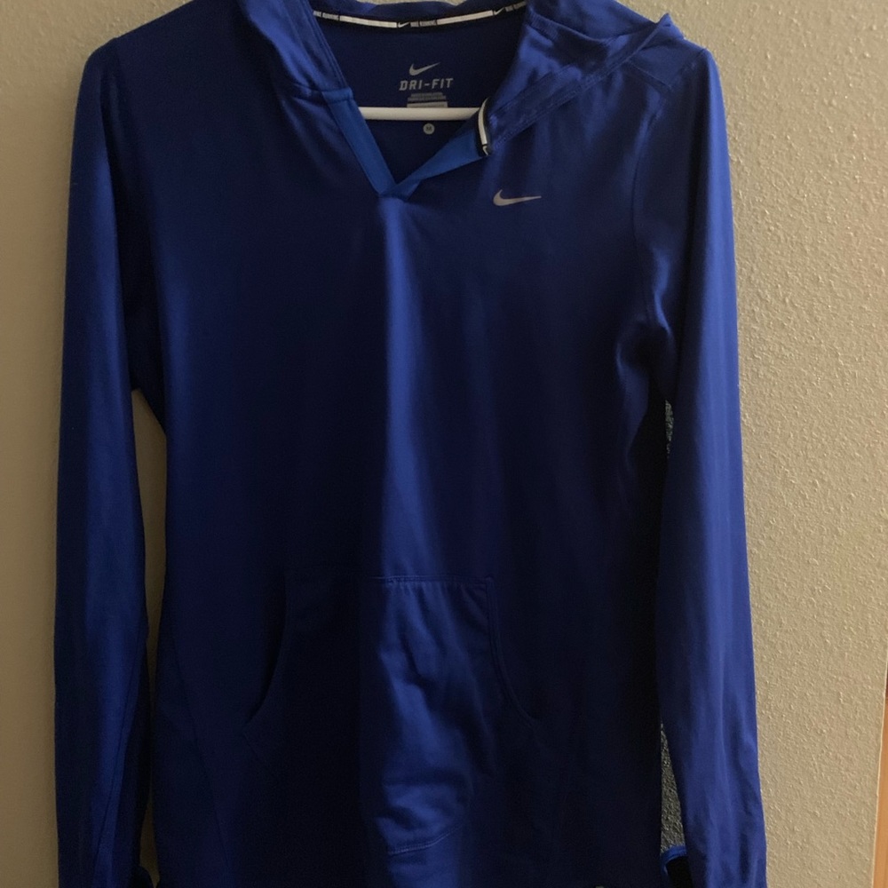 Nike pullover buttery soft